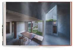 Coffee table book - A House in Japan