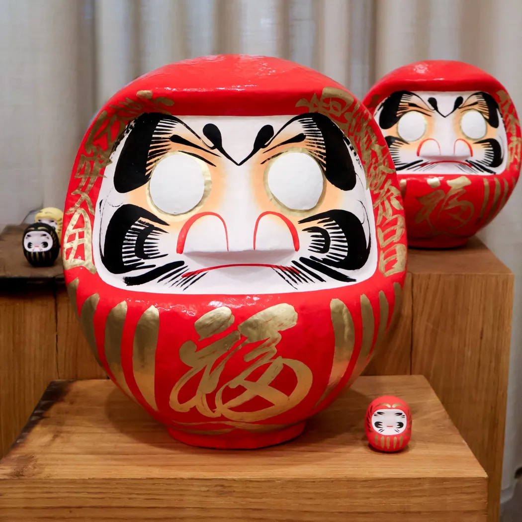 Daruma figur stor