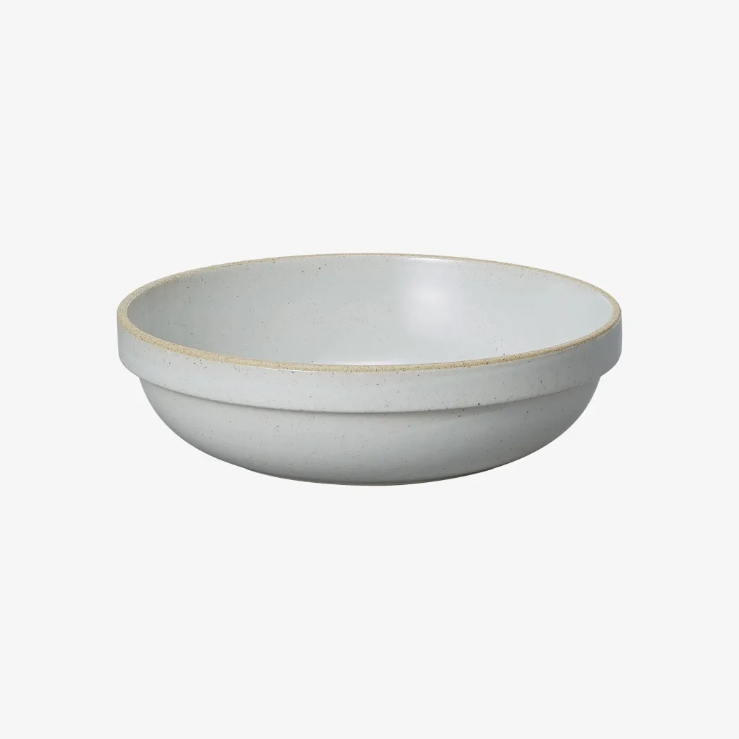 Hasami Porcelain - Halvdyb rund skål (flere varianter)