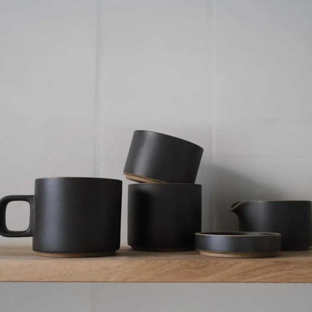 Hasami Porcelain - Kop uden hank // Mat sort // HPB013