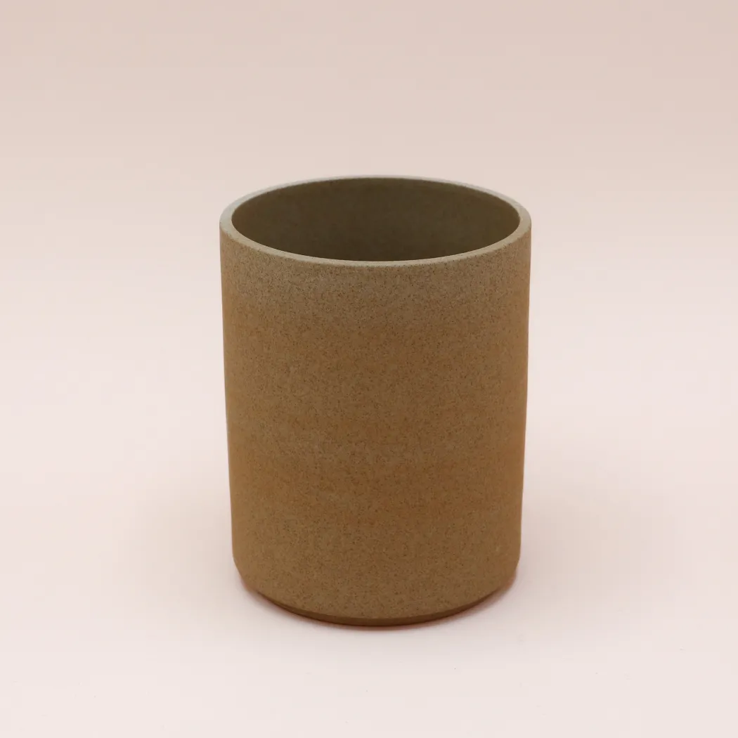 Hasami Porcelain - Krus uden hank // Natur brun HP038