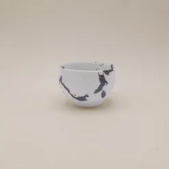 Japansk kop med brunt metallisk splash mønster