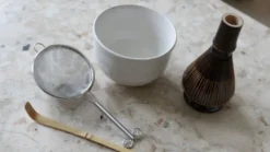Japansk kop med hvid glasur - Mat