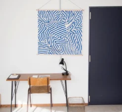 Japansk vægophæng: Furoshiki med blå striber