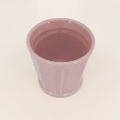 Kop med rosa glasur