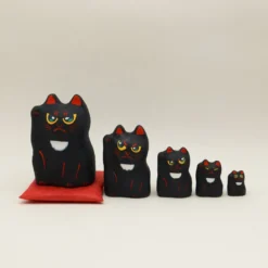 Lucky cat babushka i sort
