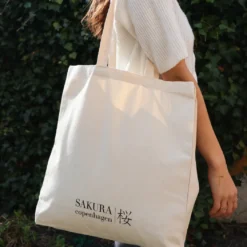 Sakura tote bag med japanske tegn