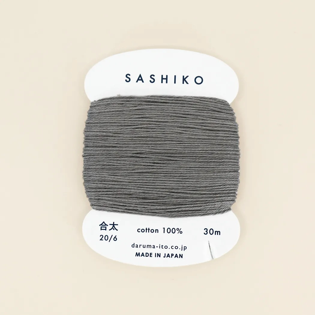 Sashiko tråd fra Daruma - Mørk grå / 229