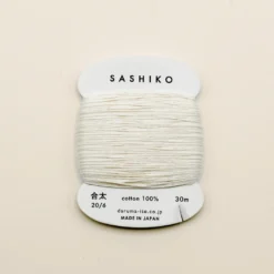 Sashiko tråd fra Daruma - Råhvid / 202