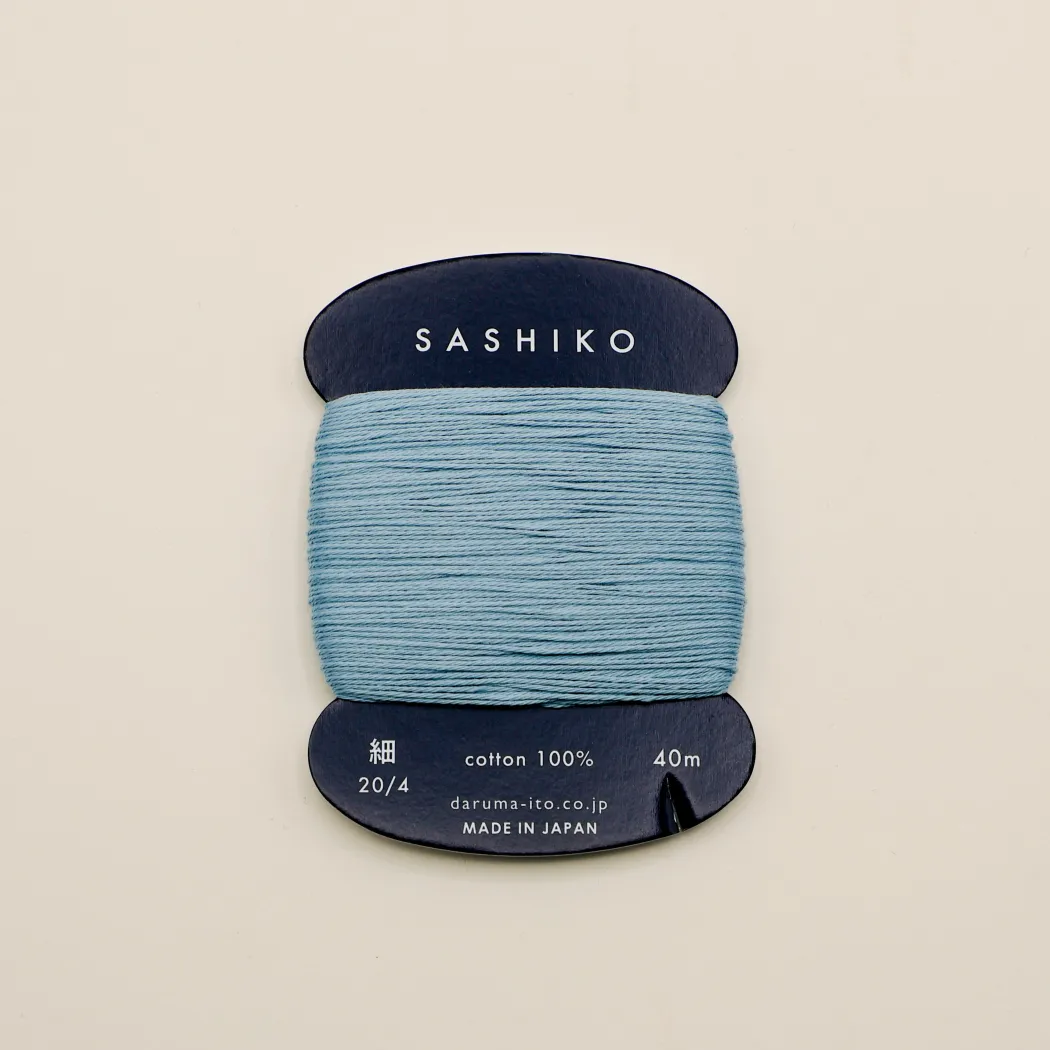Sashiko tråd fra Daruma - Støvet lyseblå / 226