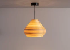 Vaarnii - 1001 Hans Pendant 38