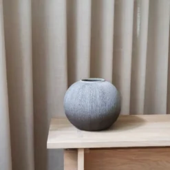 YAMA Vase