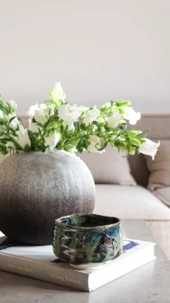 YAMA Vase